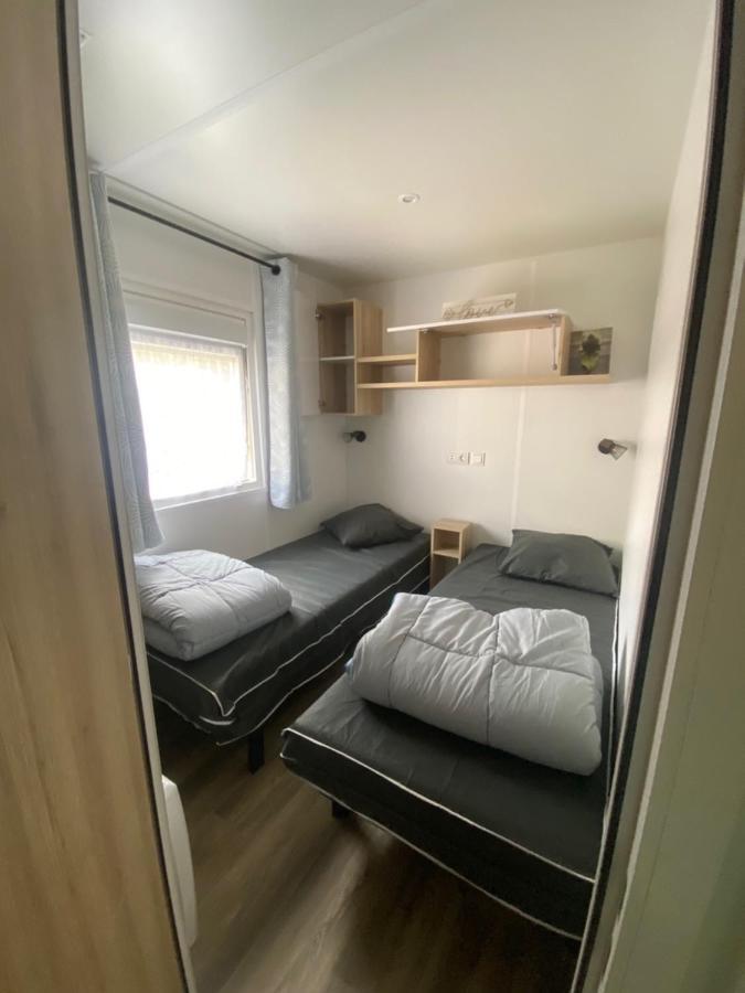 סן-ז'וליין-אן-בורן Mobil-Home Les Dunes De Contis מראה חיצוני תמונה